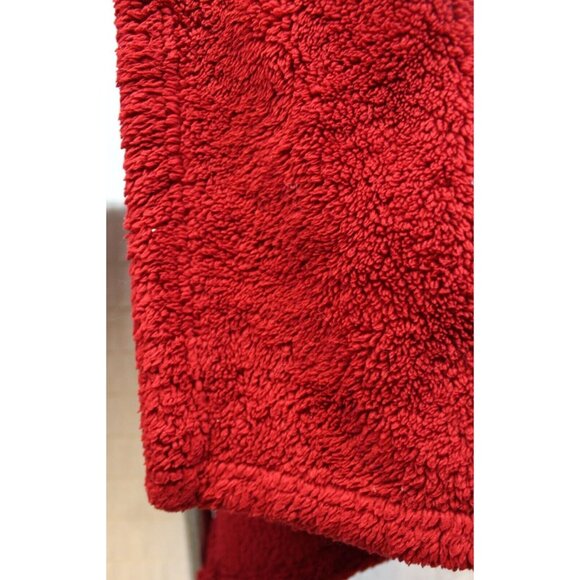 Red Sherpa Wrap Shawl Pockets Warm Winter Comfortable Long Thick Fluffy Scarf - Picture 4 of 8